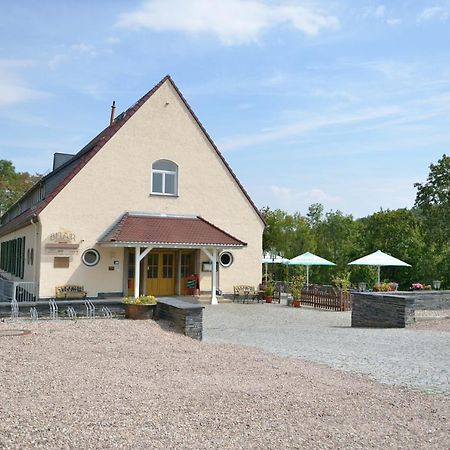 Land- Und Golfhotel Alte Fliegerschule Eisenach Eksteriør billede